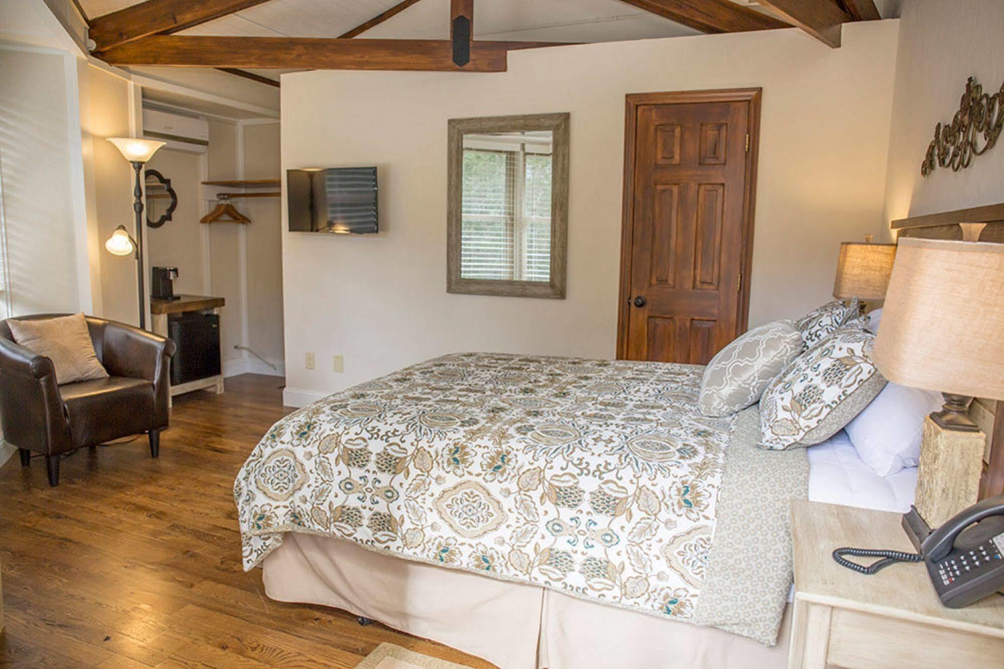 Brook Trout Inn Sapphire ภายนอก รูปภาพ